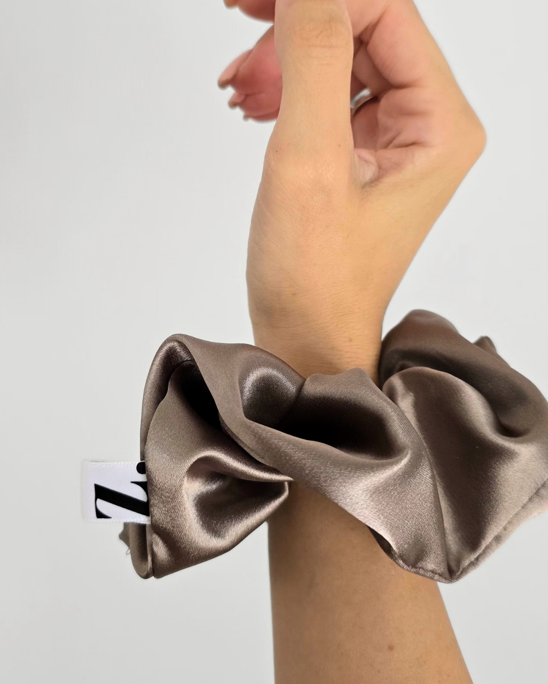 Z. Scrunchie XXL Satin