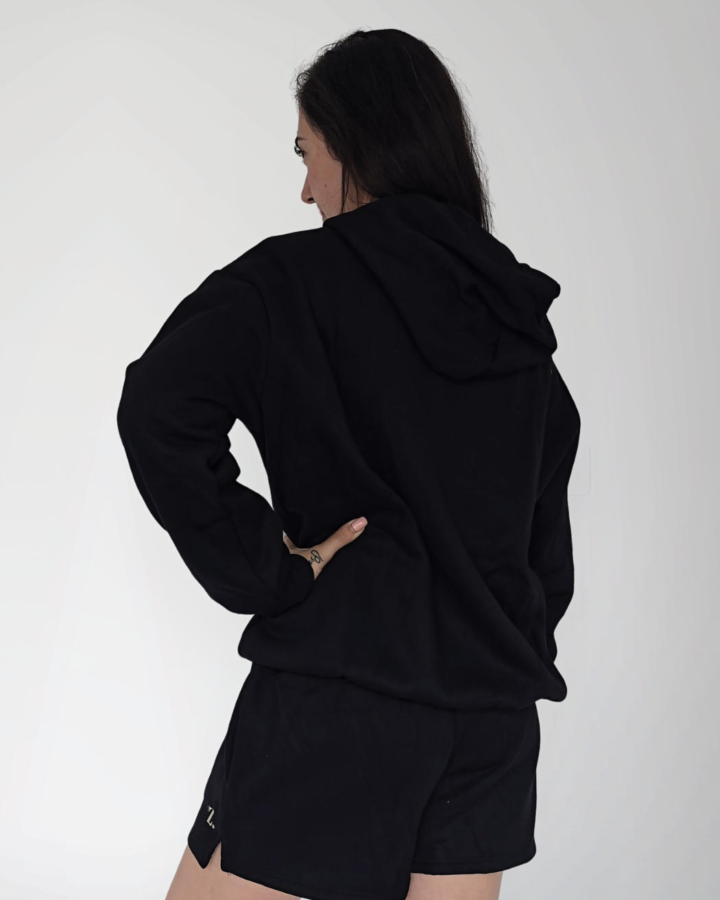 Willow Hoodie - Black