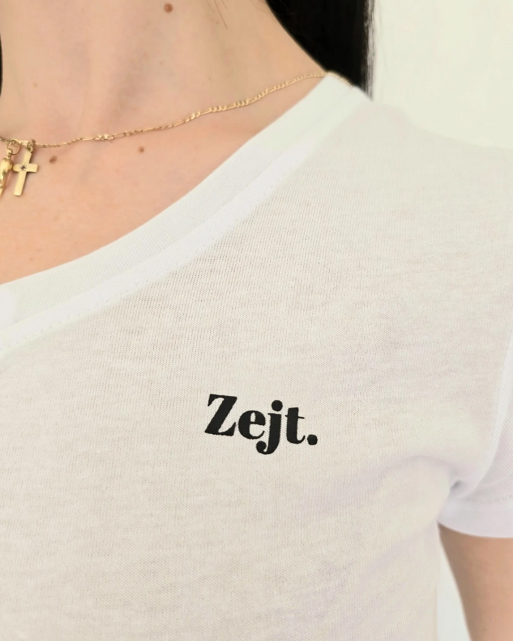 screen printed logo design cotton organic tee