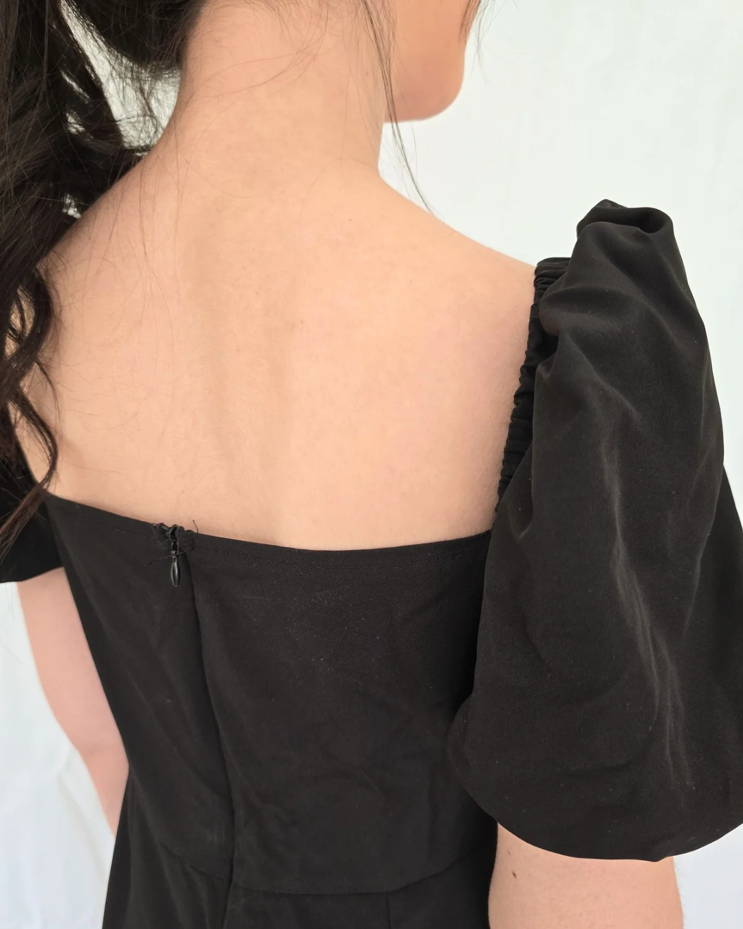 Black off-shoulder dress elastic womens summer outfit